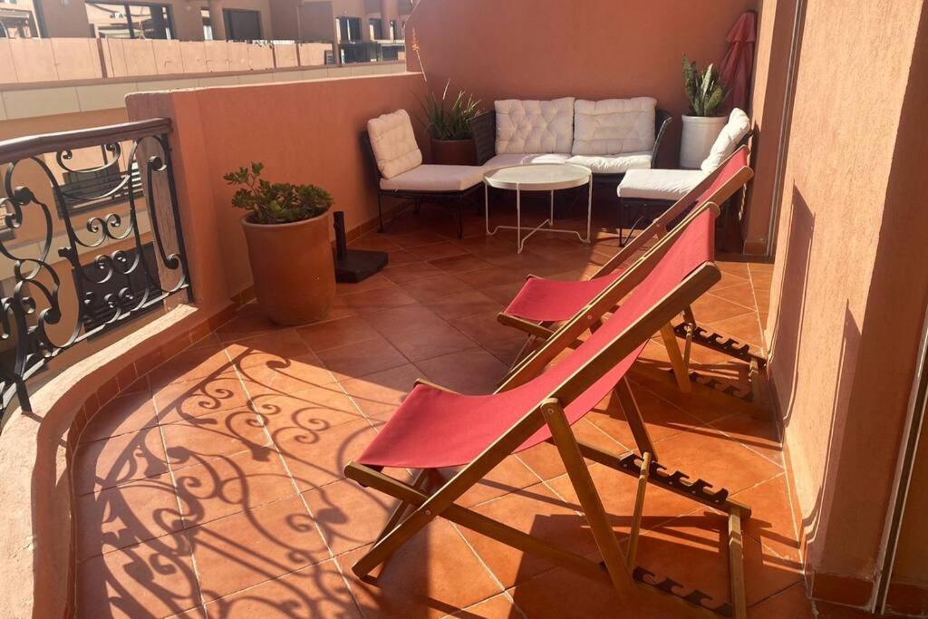 Sunny Terrace & Comfy Beds In Marrakech Apartamento Marraquexe Exterior foto